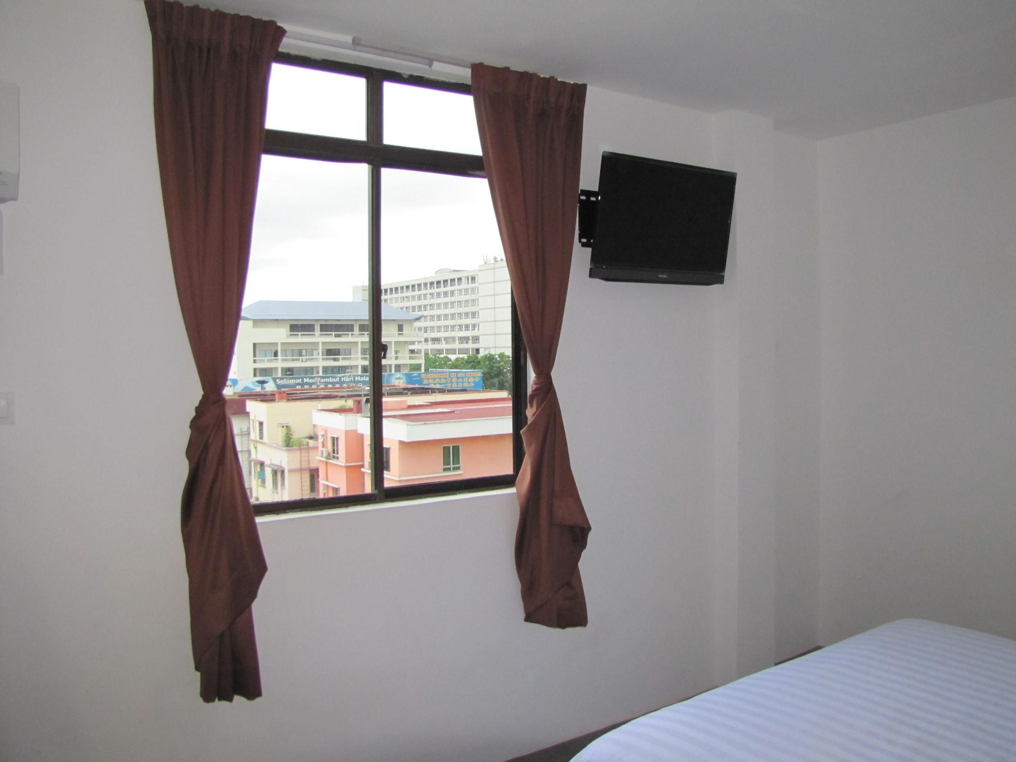 Park Hotel Kota Kinabalu Exterior photo