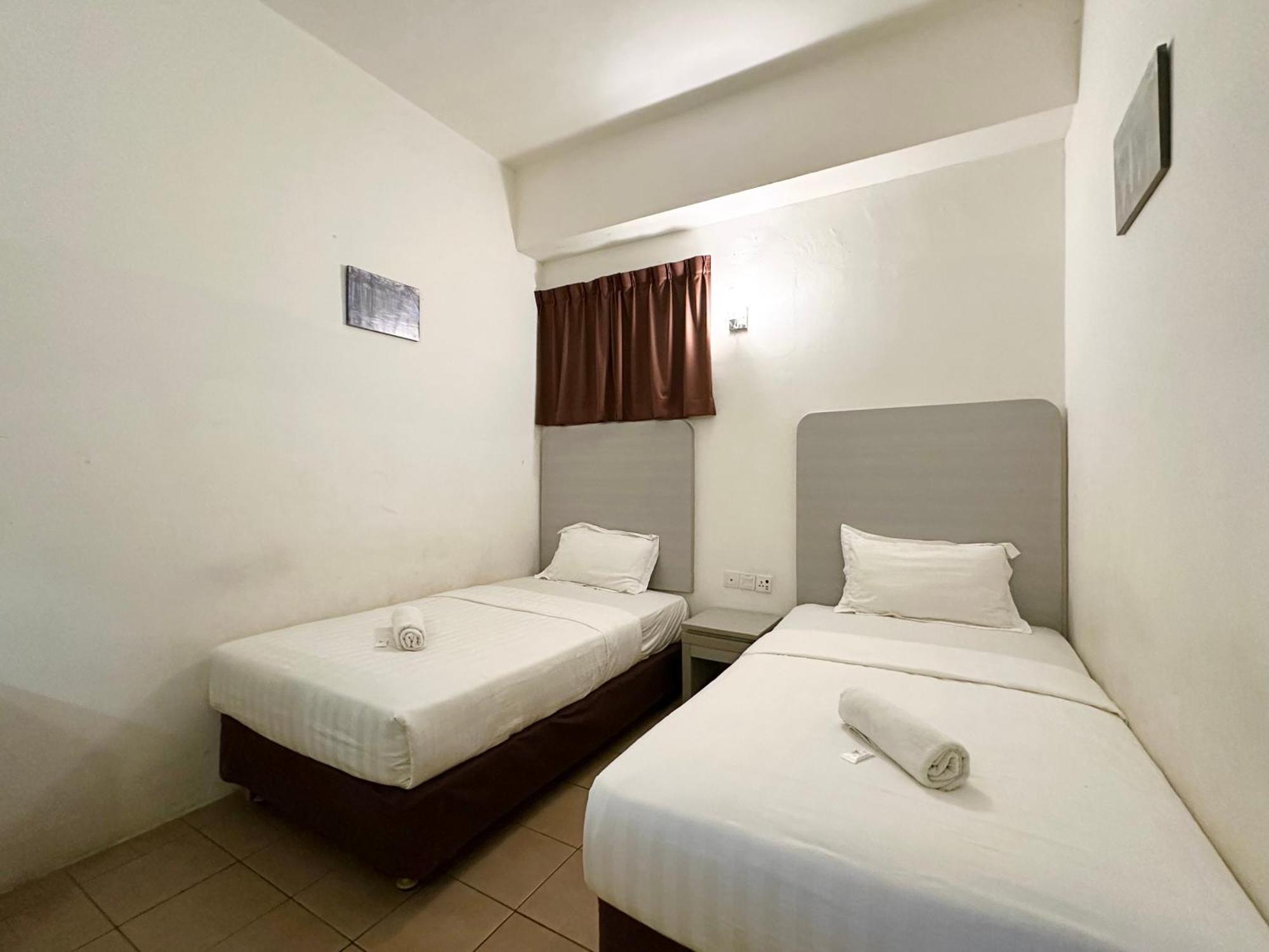 Park Hotel Kota Kinabalu Exterior photo