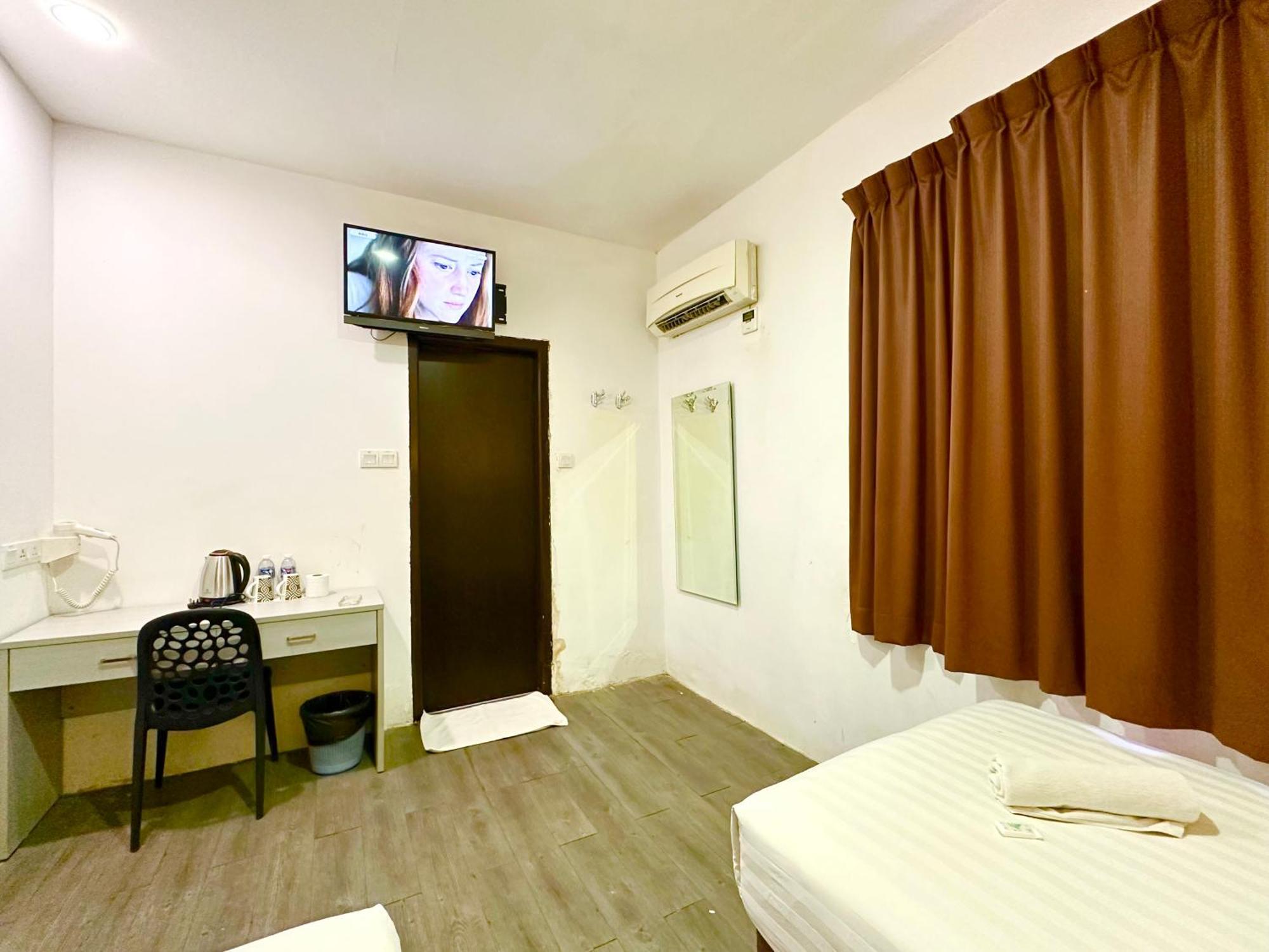 Park Hotel Kota Kinabalu Exterior photo