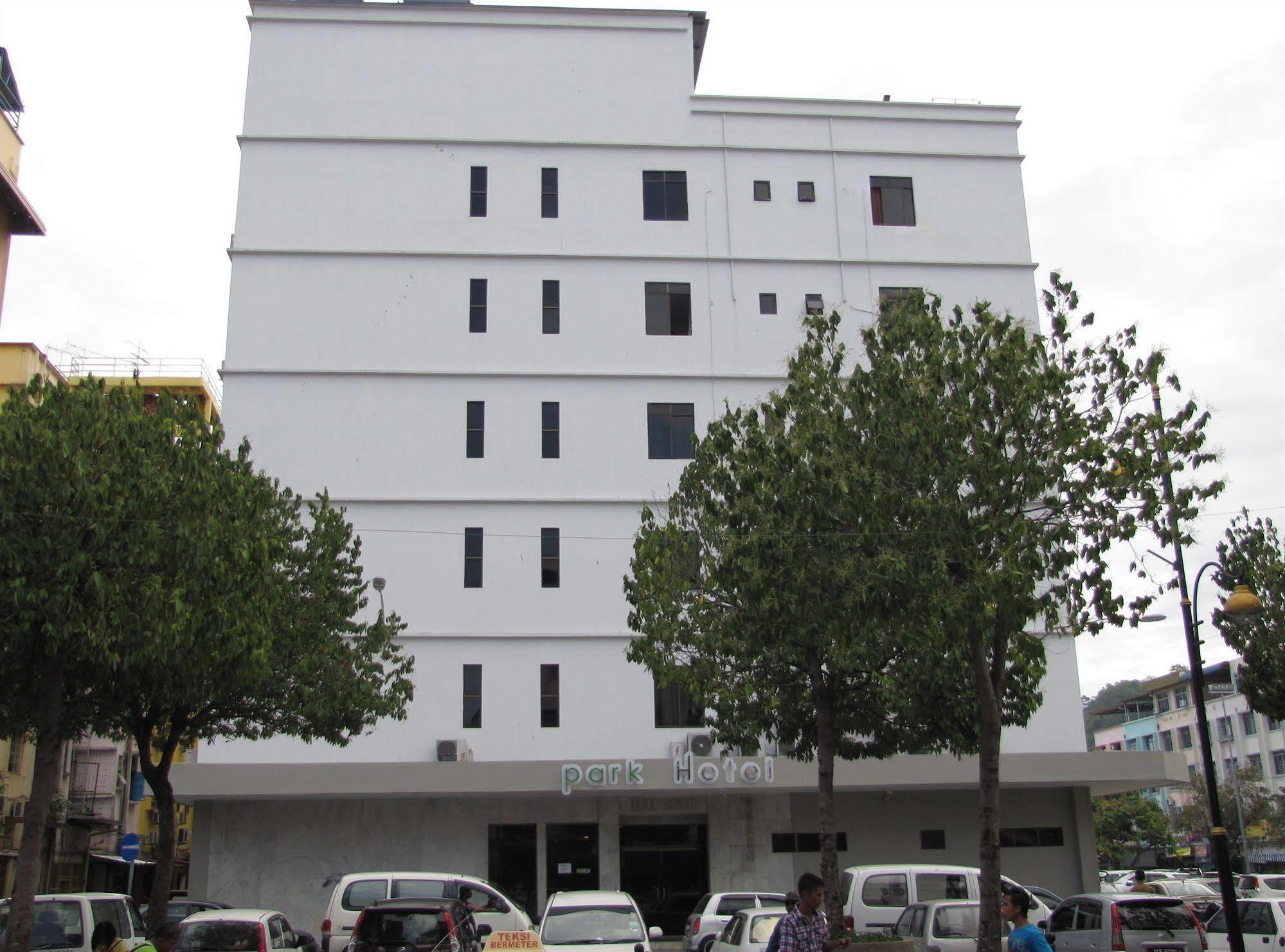 Park Hotel Kota Kinabalu Exterior photo